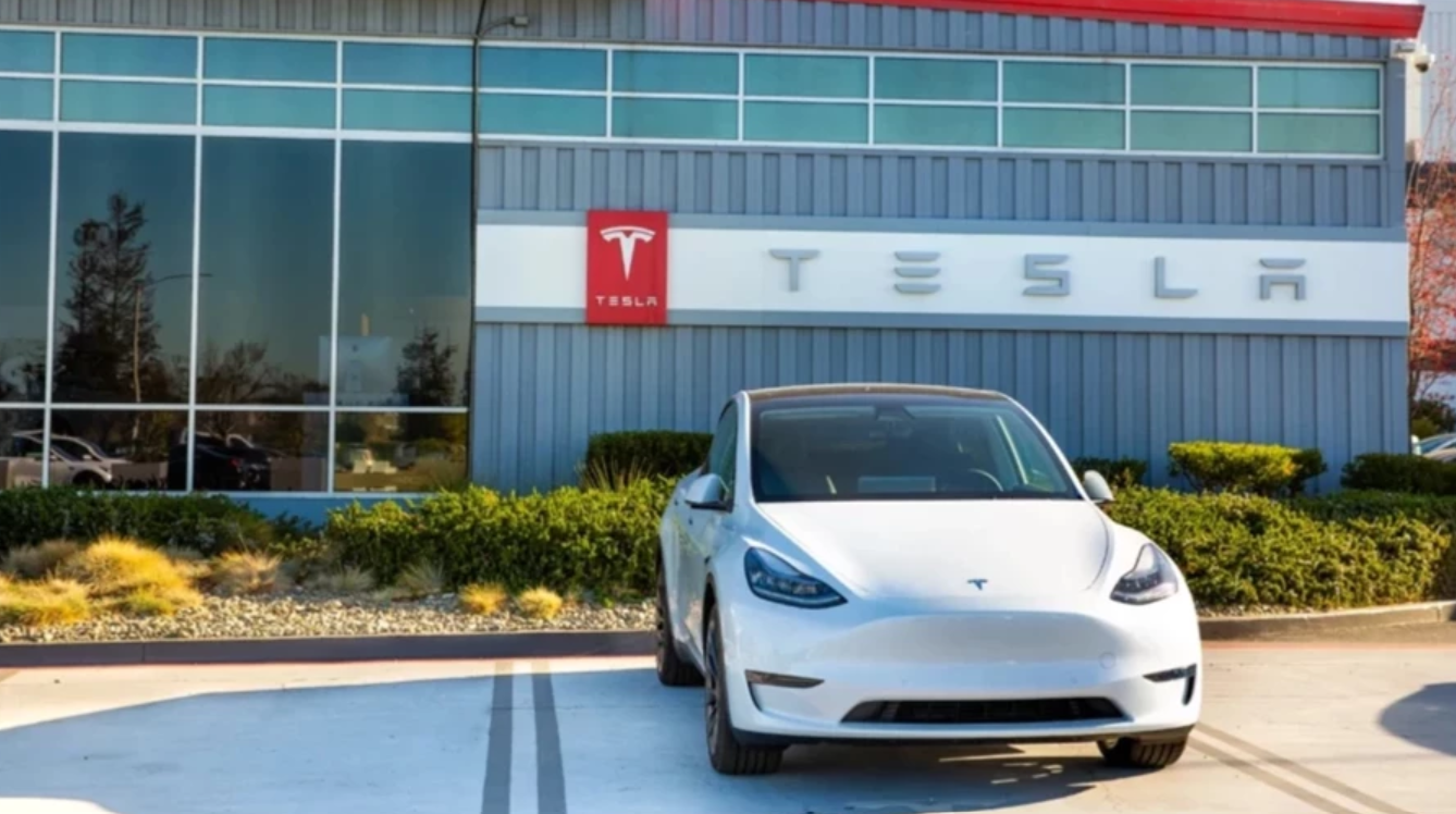 Tesla’nın rotası değişiyor: İki efsane modelin üretimi durdurulacak