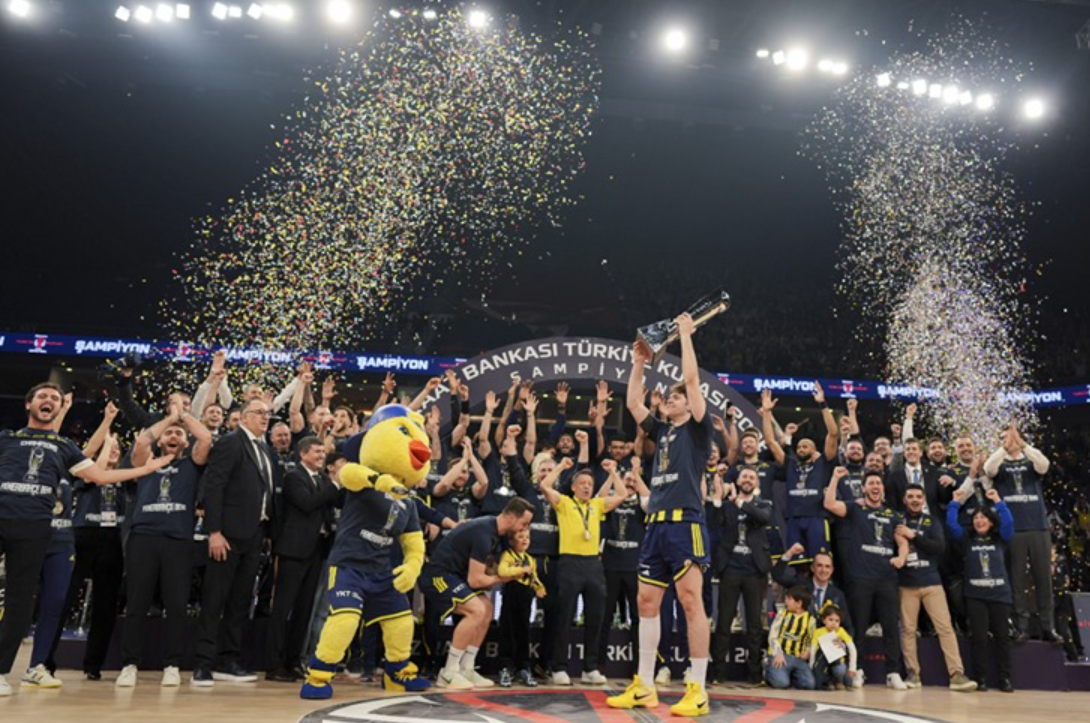 Basketbol Türkiye kupası şampiyonu Fenerbahçe: 10.kez aldı!