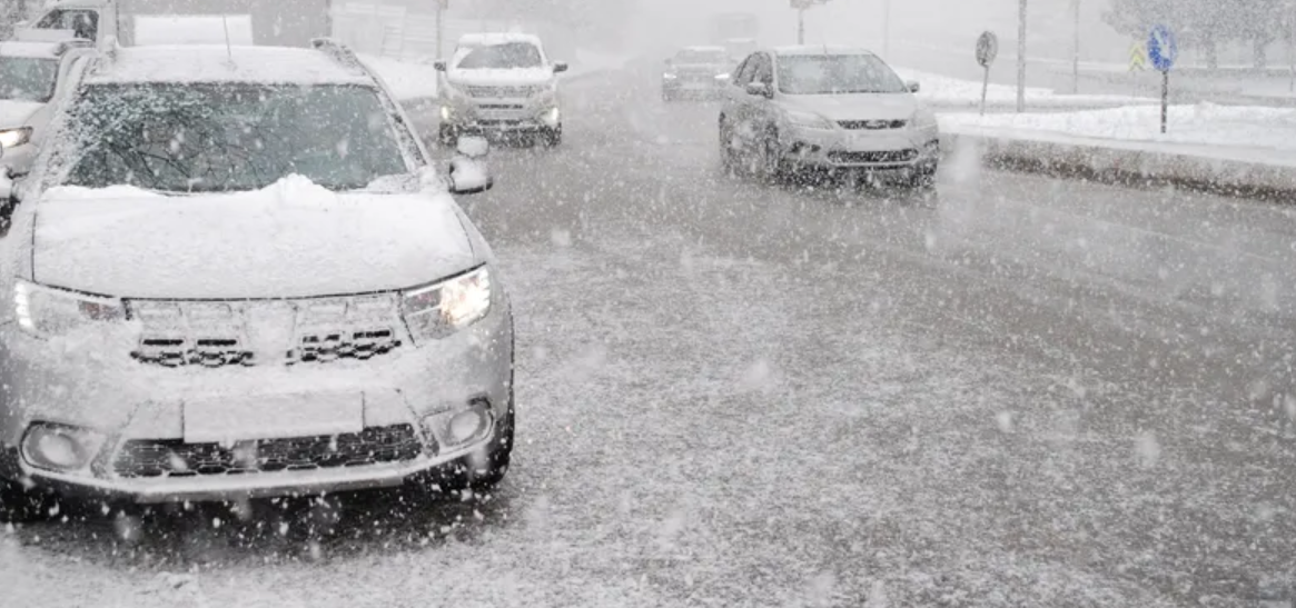 İstanbul’da kar başladı! Kaç gün sürecek?