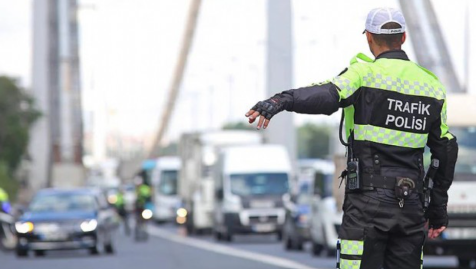 Trafik ihlallerine sert yaptırımlar: Ehliyete el konulacak! Kanun Meclis’ten geçti