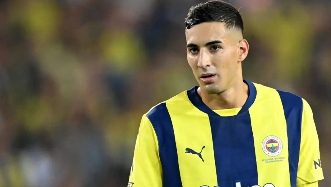 Fenerbahçeli Mert Müldür’den taraftara tepki: “Bunu kabul etmem mümkün değil”